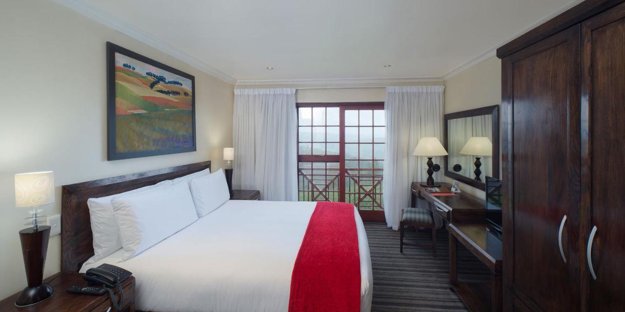 The Caledon Hotel And Spa Exterior photo